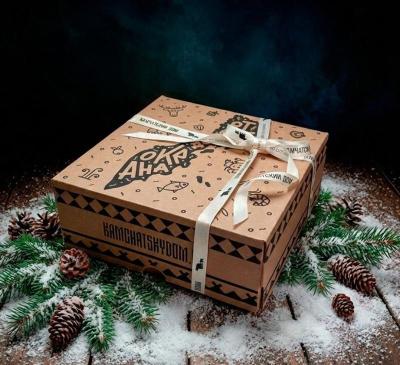 Крафтовый короб подарочный брендированный